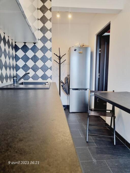 Le Nid D'Adam Apartment Zărneşti Bagian luar foto
