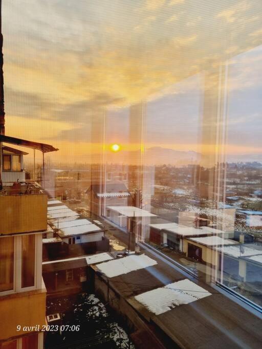 Le Nid D'Adam Apartment Zărneşti Bagian luar foto