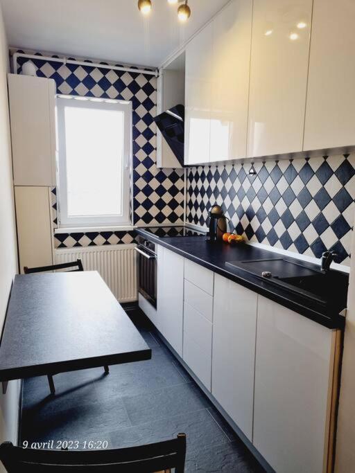 Le Nid D'Adam Apartment Zărneşti Bagian luar foto